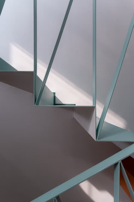 NHÀ QUANH SÂN House